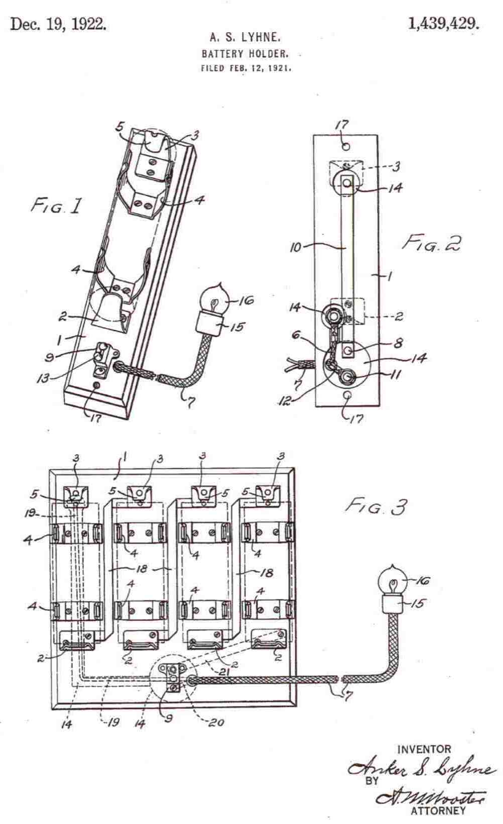 1922 Battery holder with spring arms